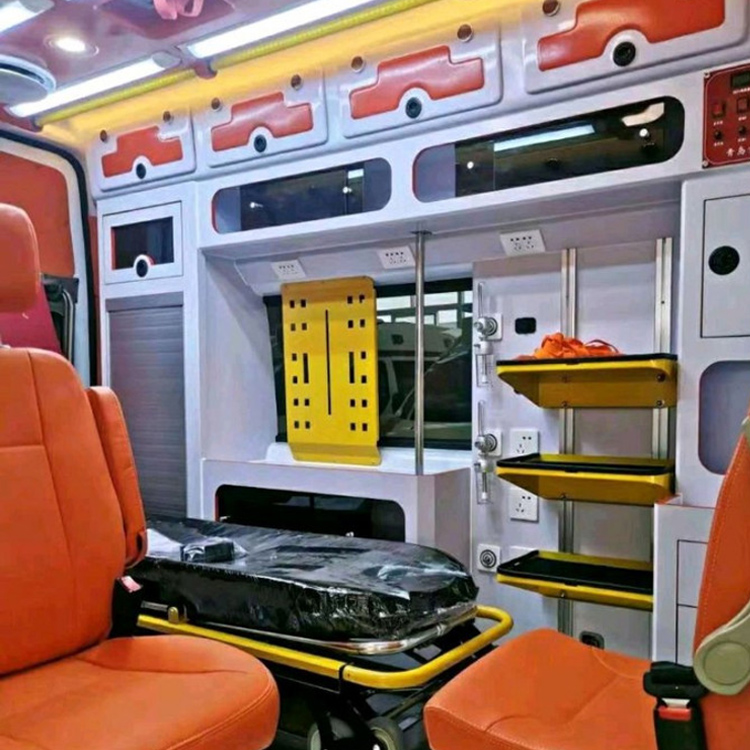细河长途救护车护送病人租赁价格